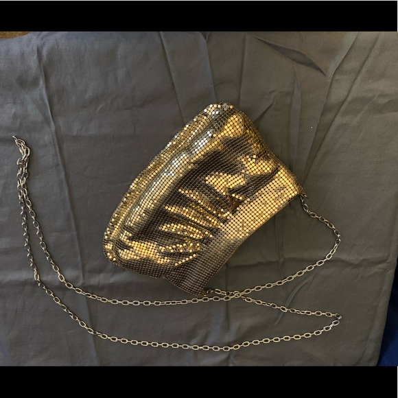 Whiting and Davis metal mesh gold purse - Picture 1 of 6